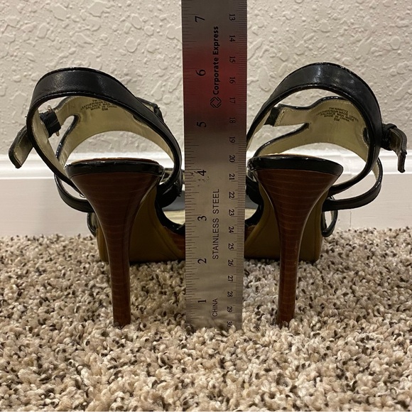 Tommy Hilfiger Heels - Picture 3 of 14